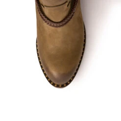 Ferrini Ladies Macie Round Toe Boot -Apparel and Gear Shop FE 61011 28 Oak 20 gen angle3 6